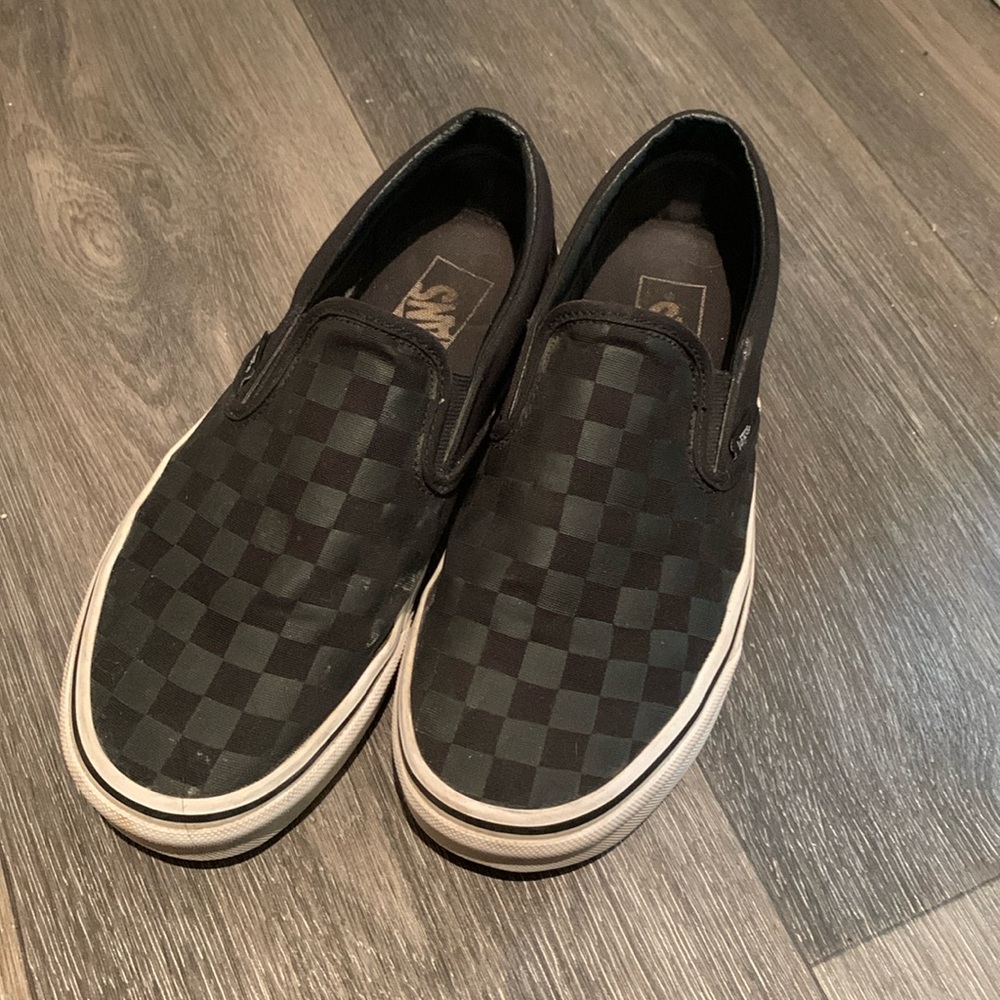 Black checkered Vans size 8.5